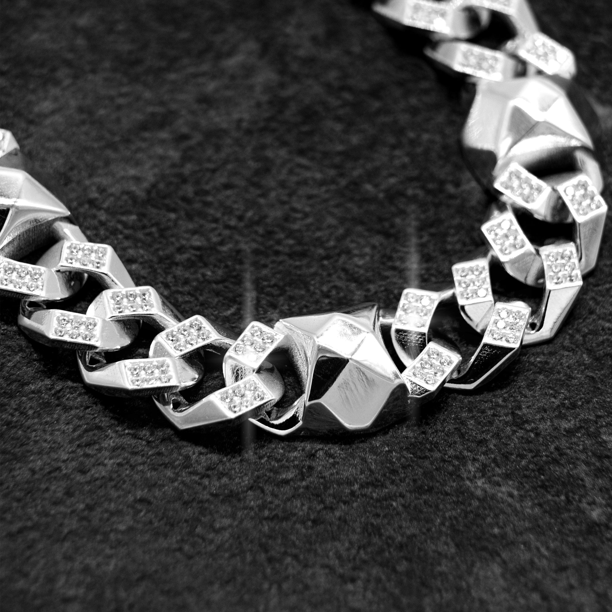CUBAN PYRAMID KETTE