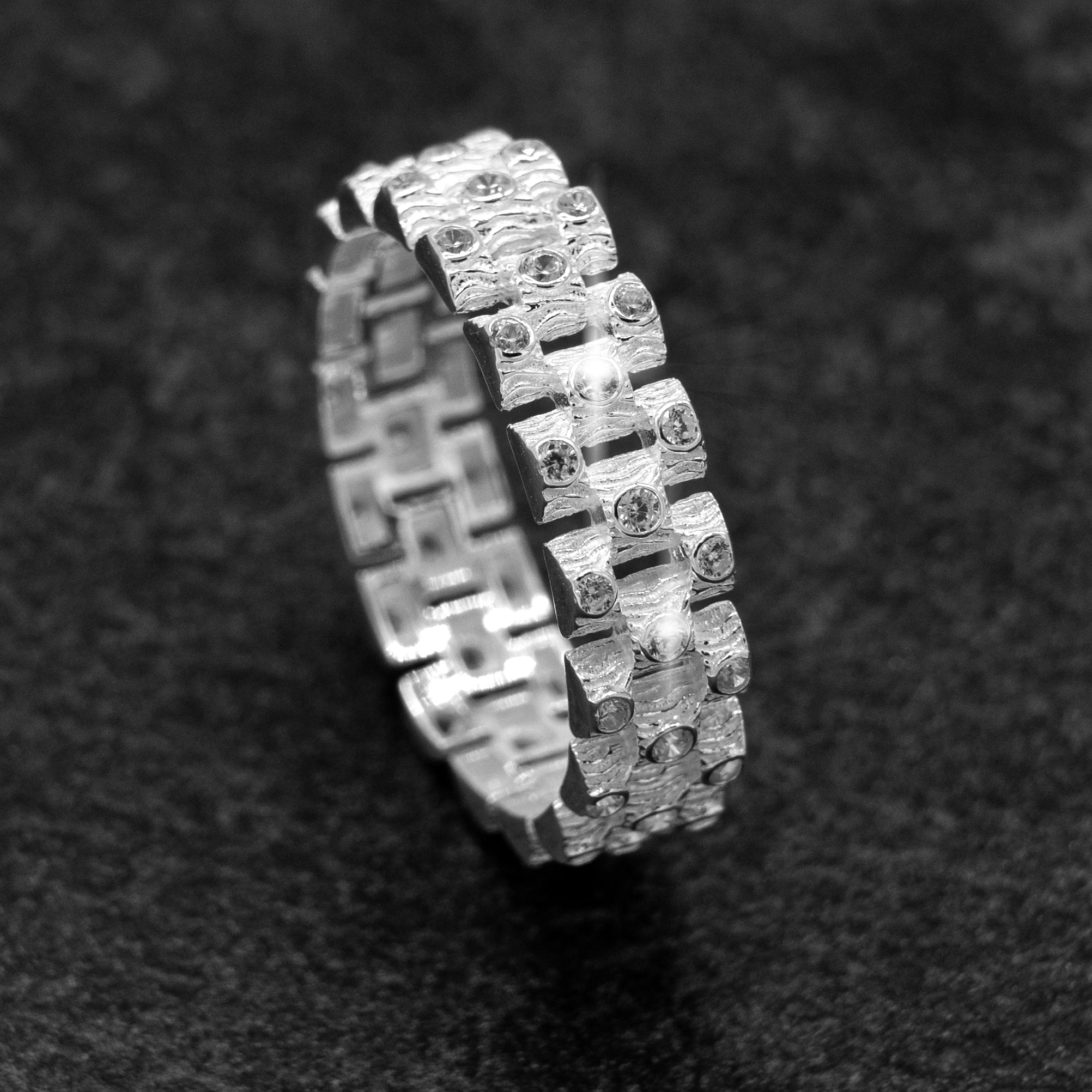 CROWN RING
