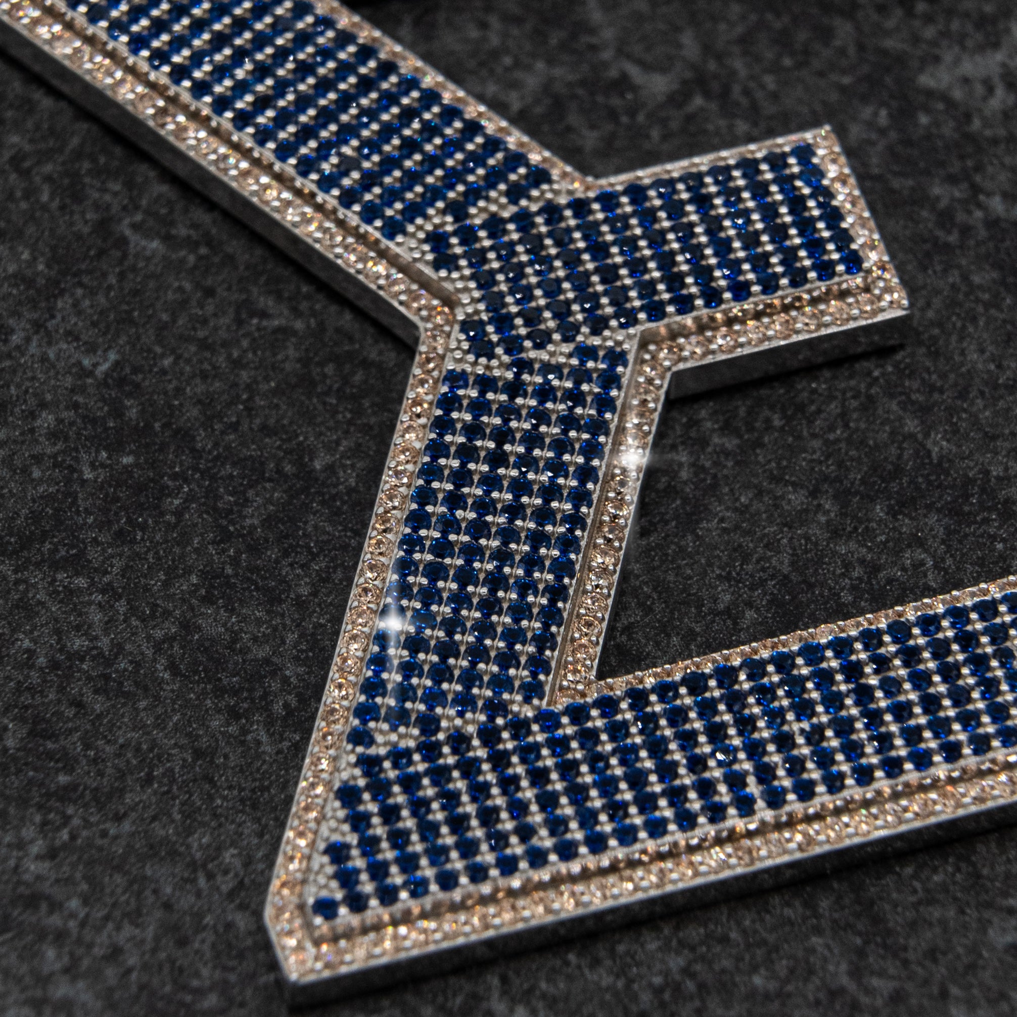 CUSTOM 5CM TECHNICLE FONT NAME