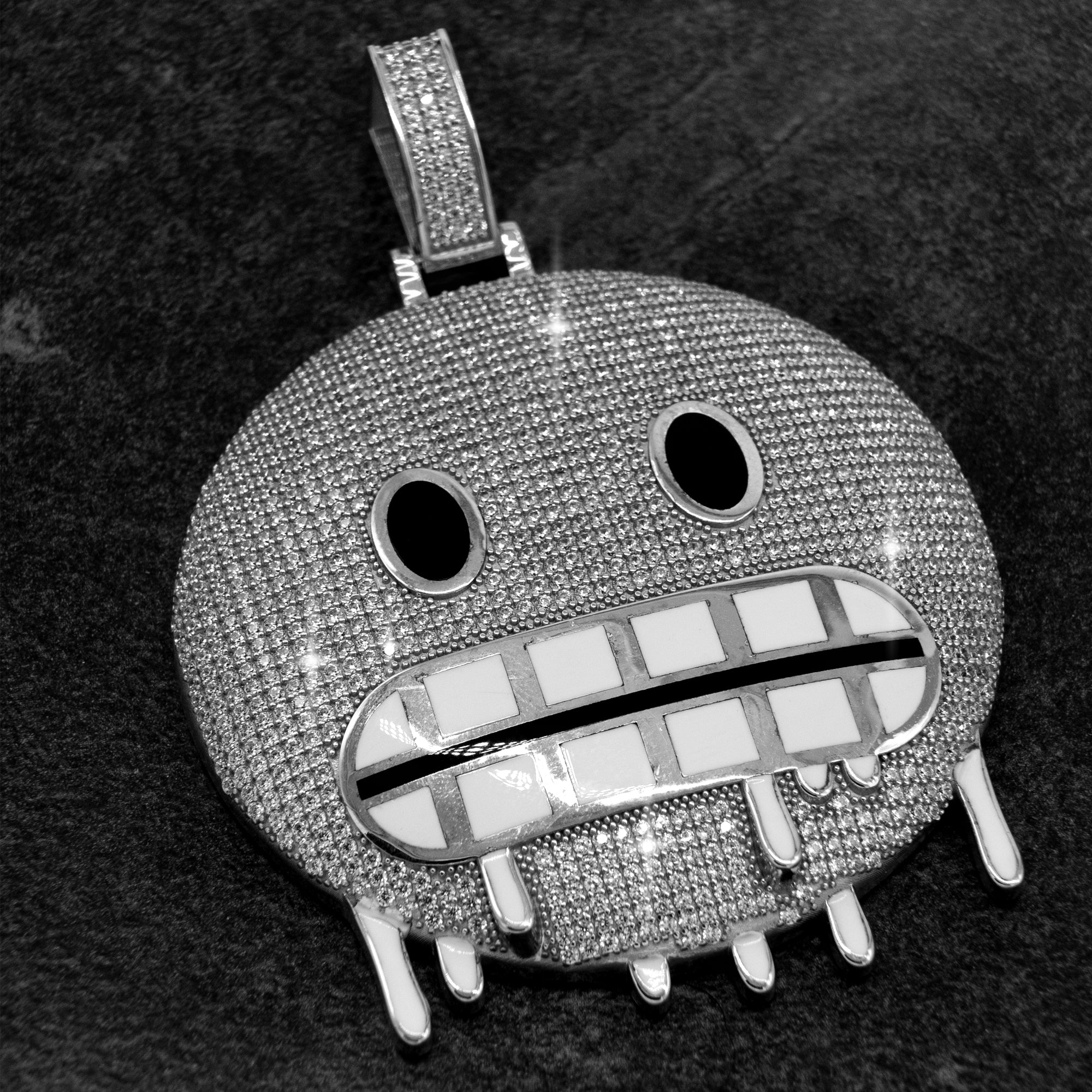 CUSTOM 6x6CM FREEZE EMOJI ANHÄNGER