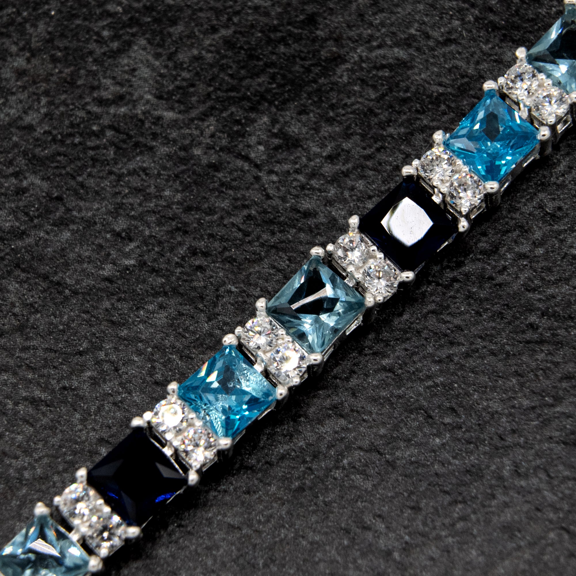 BLUE OCEAN TENNIS ARMBAND
