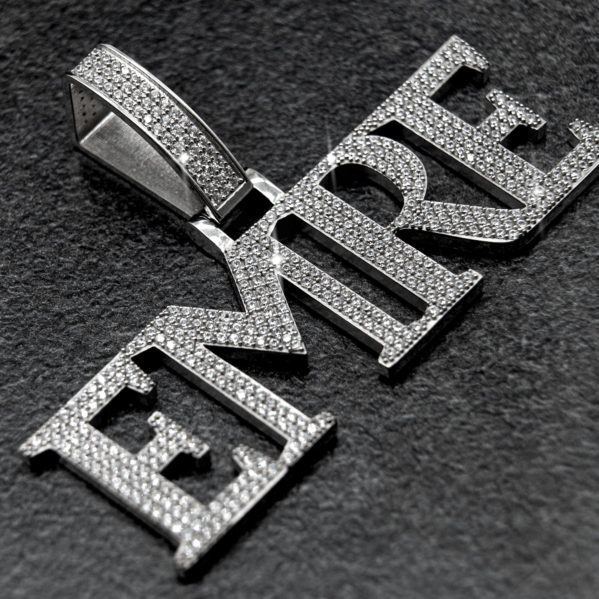 CUSTOM FONT 7CM NAME ANHÄNGER