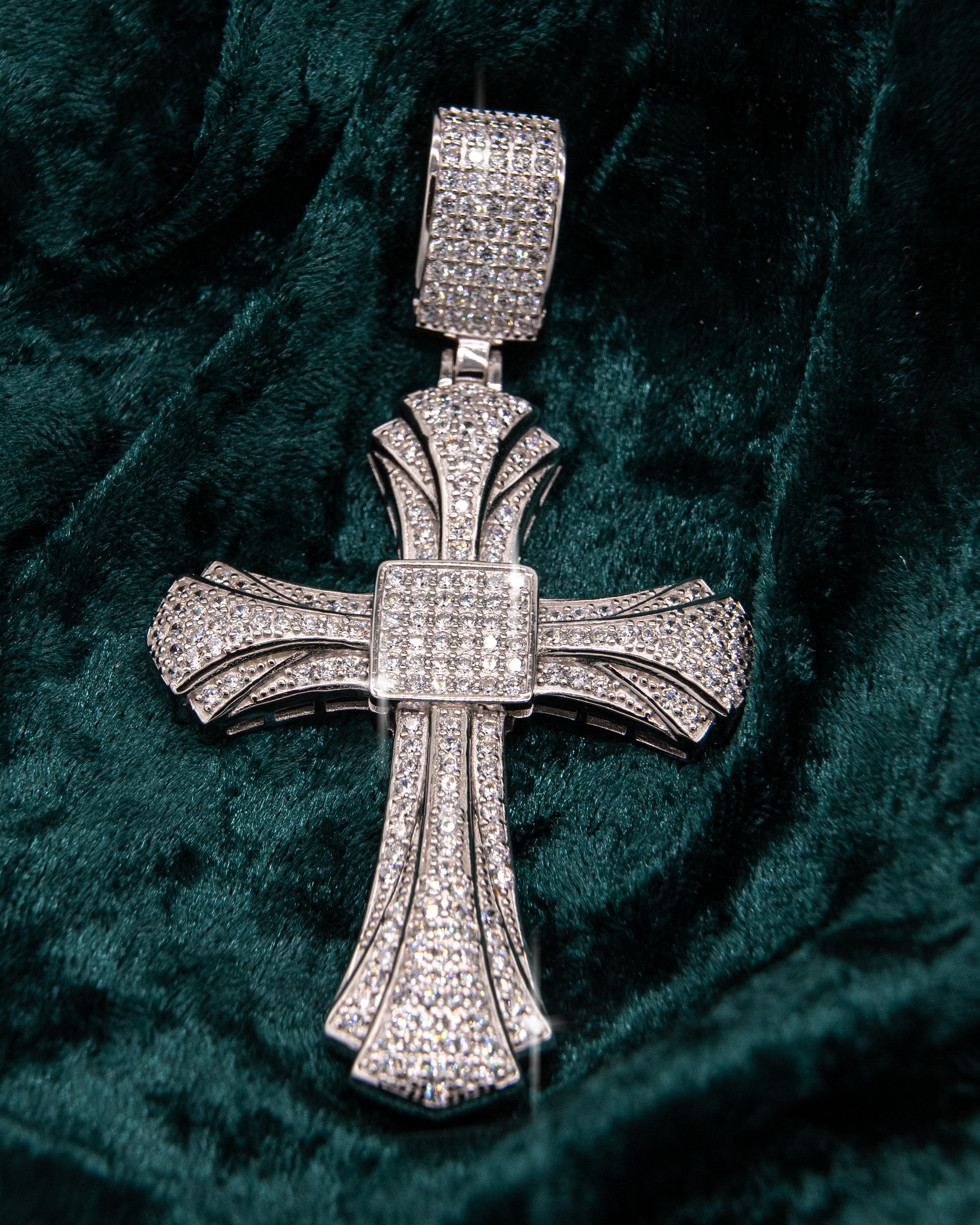 KREUZ ANHÄNGER FULL ICE OUT MADE IN ITALY