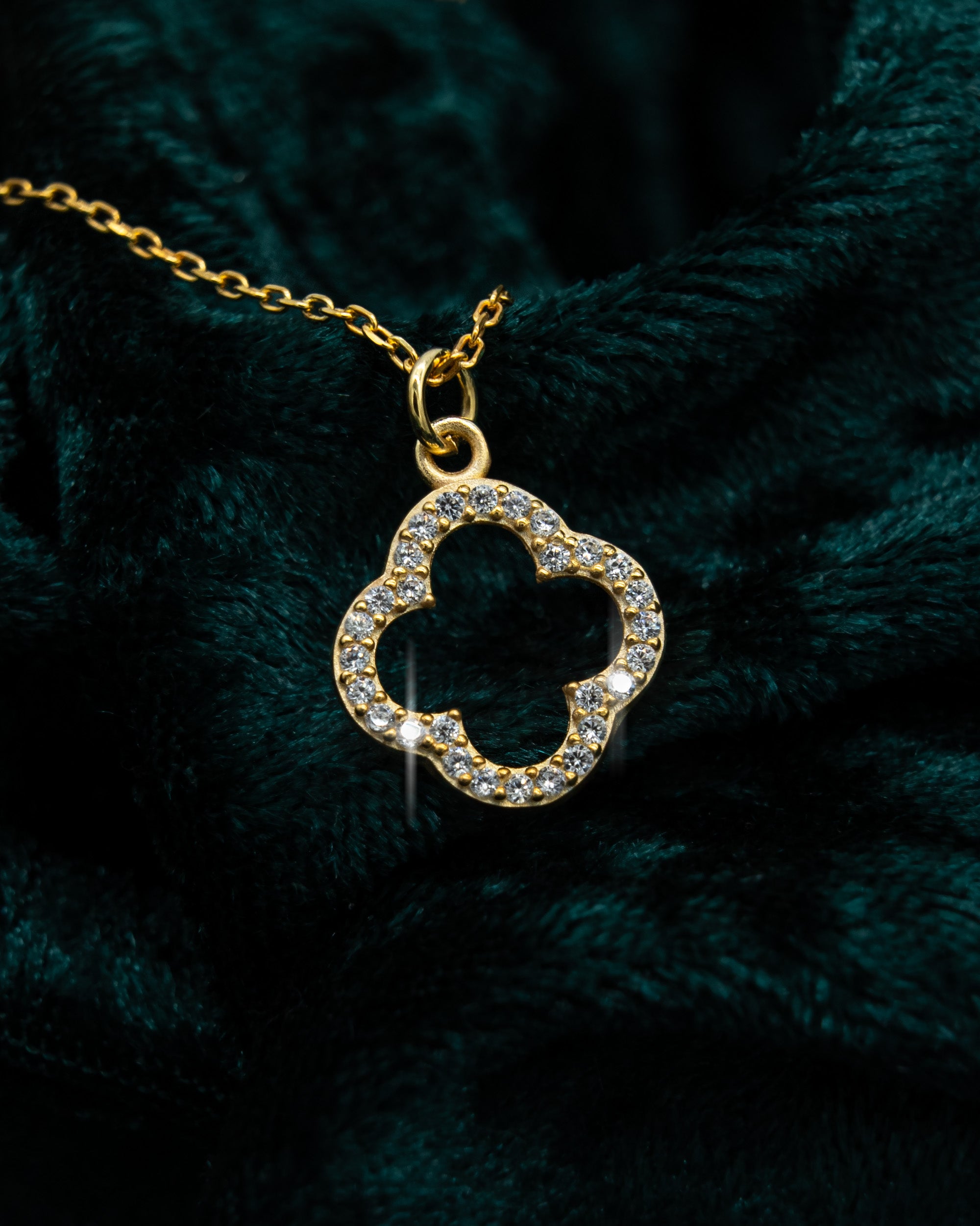 KLEEBLATT RAHMEN KETTE MIT ZIRKONIA