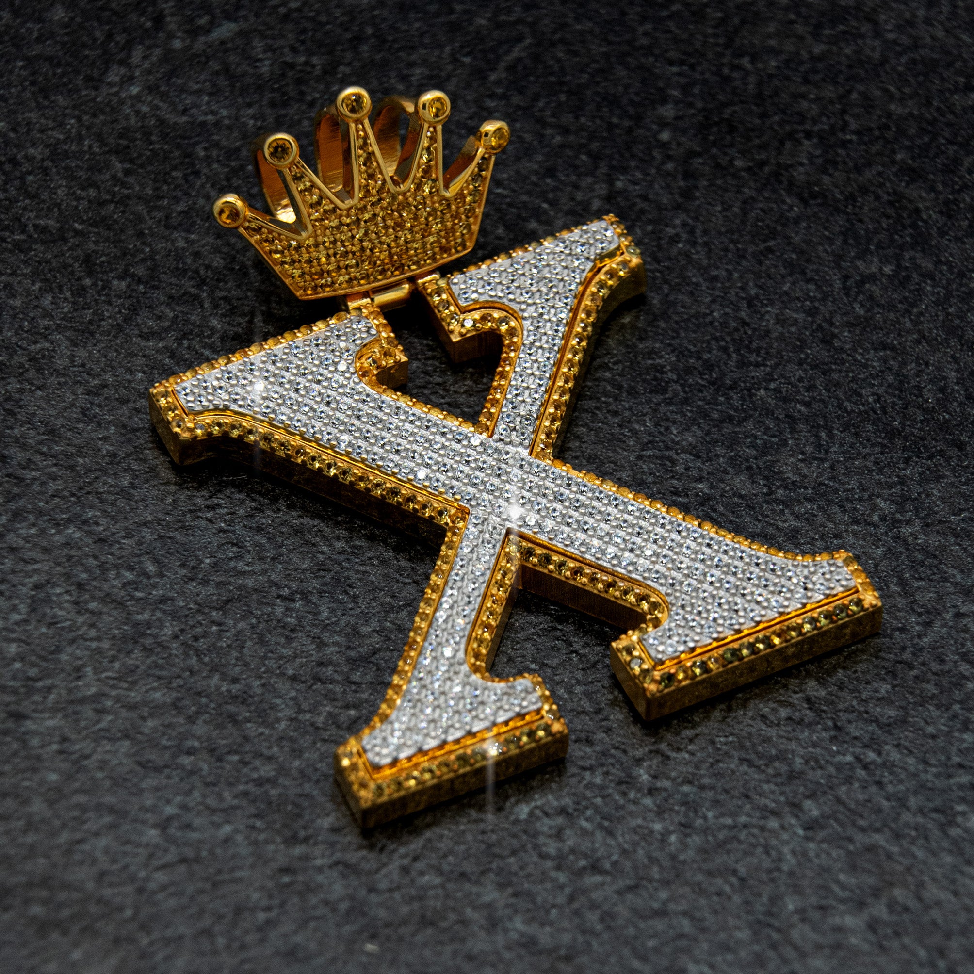 CUSTOM BUCHSTABE ANHÄNGER 4X4CM