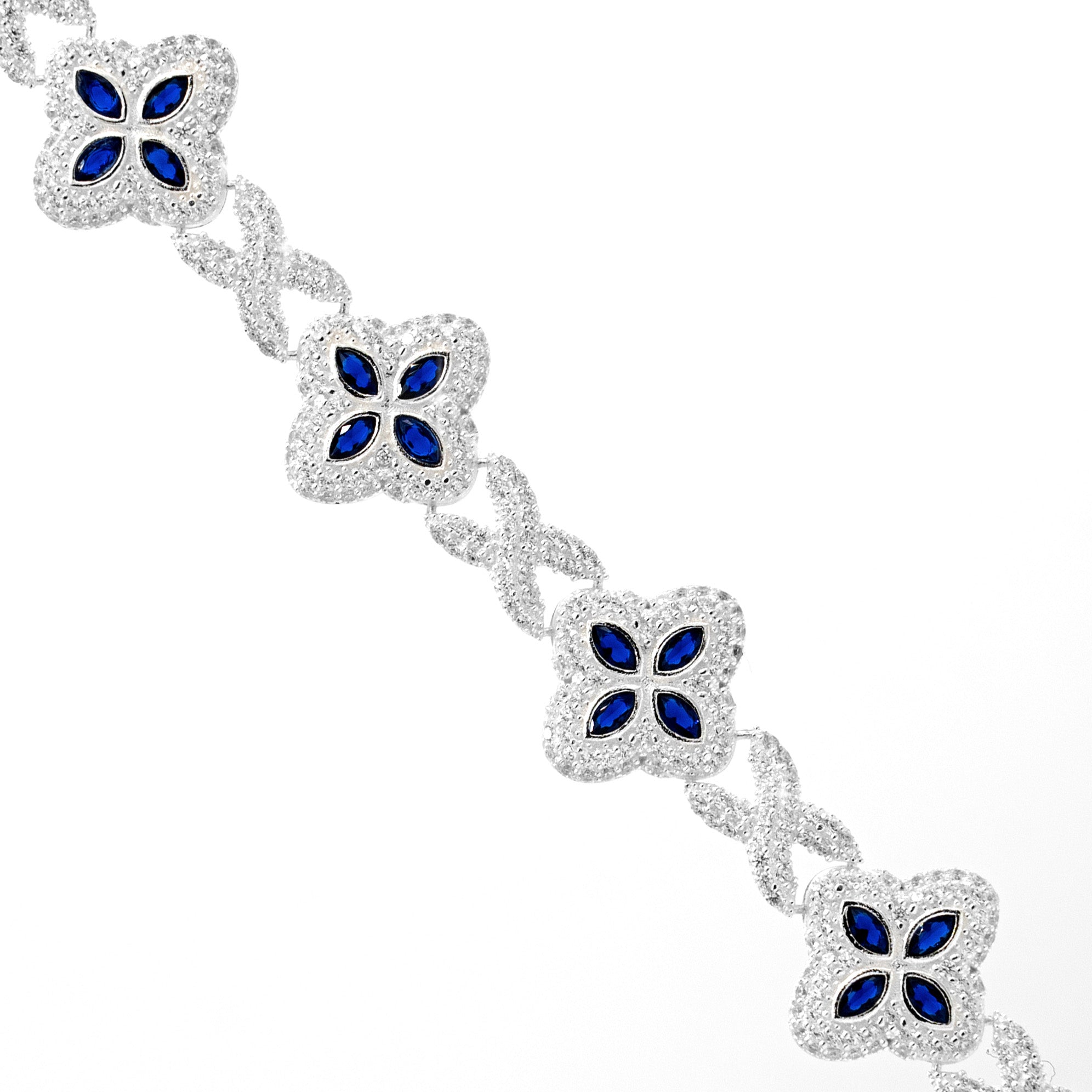 LUCKY FLOWER ARMBAND