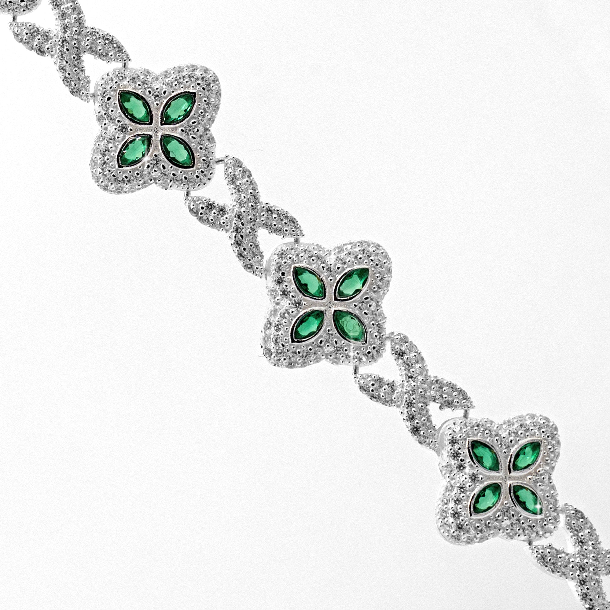 LUCKY FLOWER KETTE