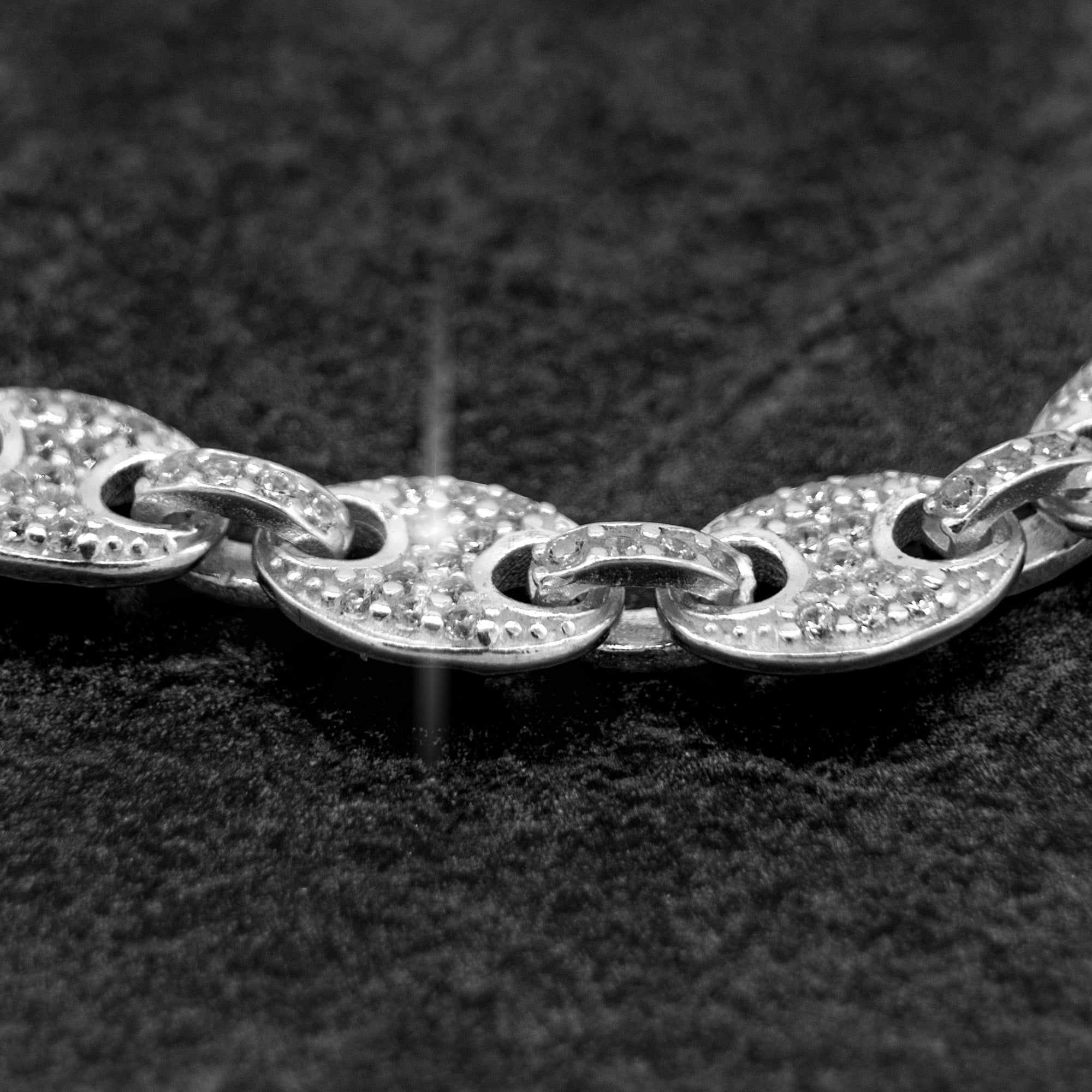 BOHNEN ARMBAND ICED OUT