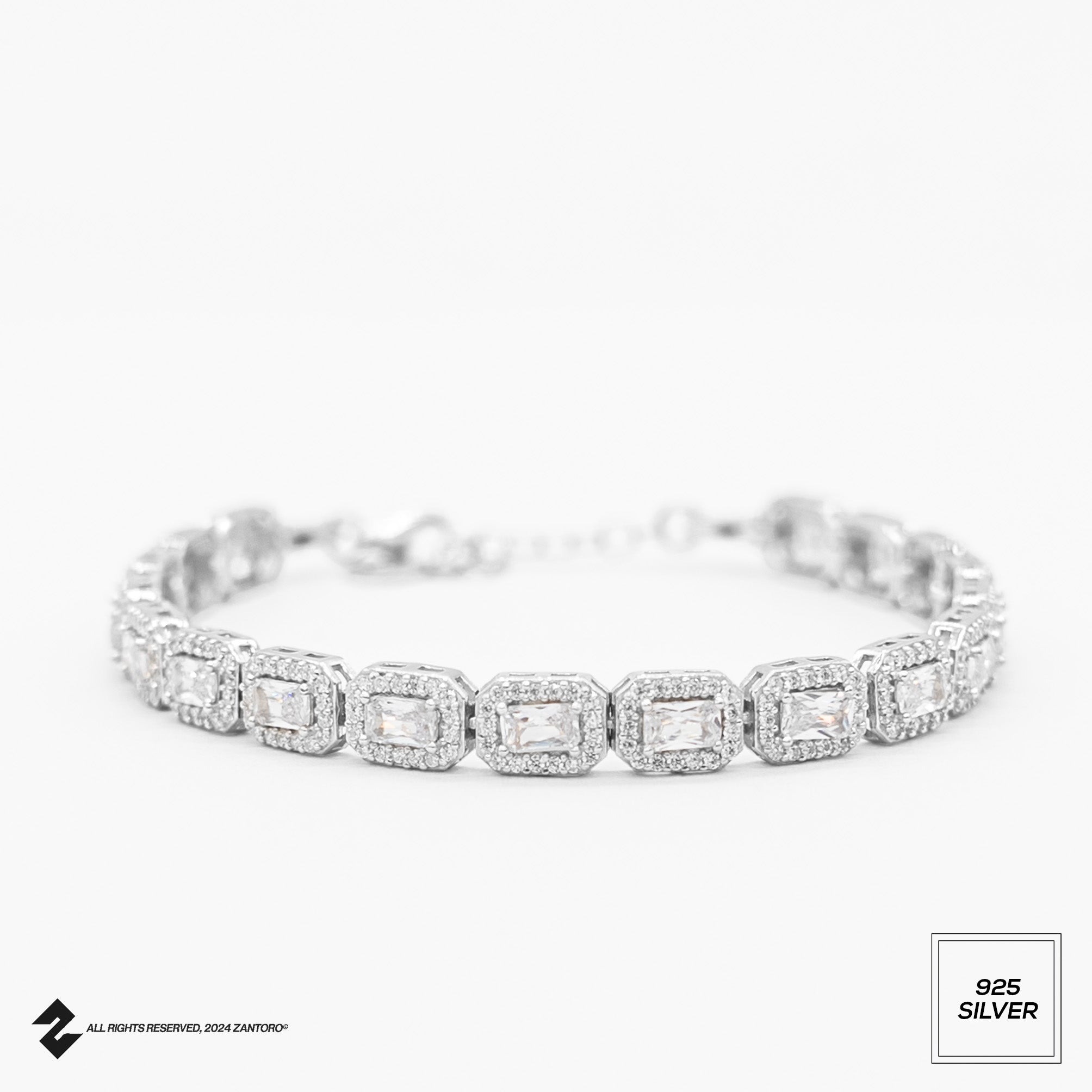 SQUARED DIAMOND ARMBAND