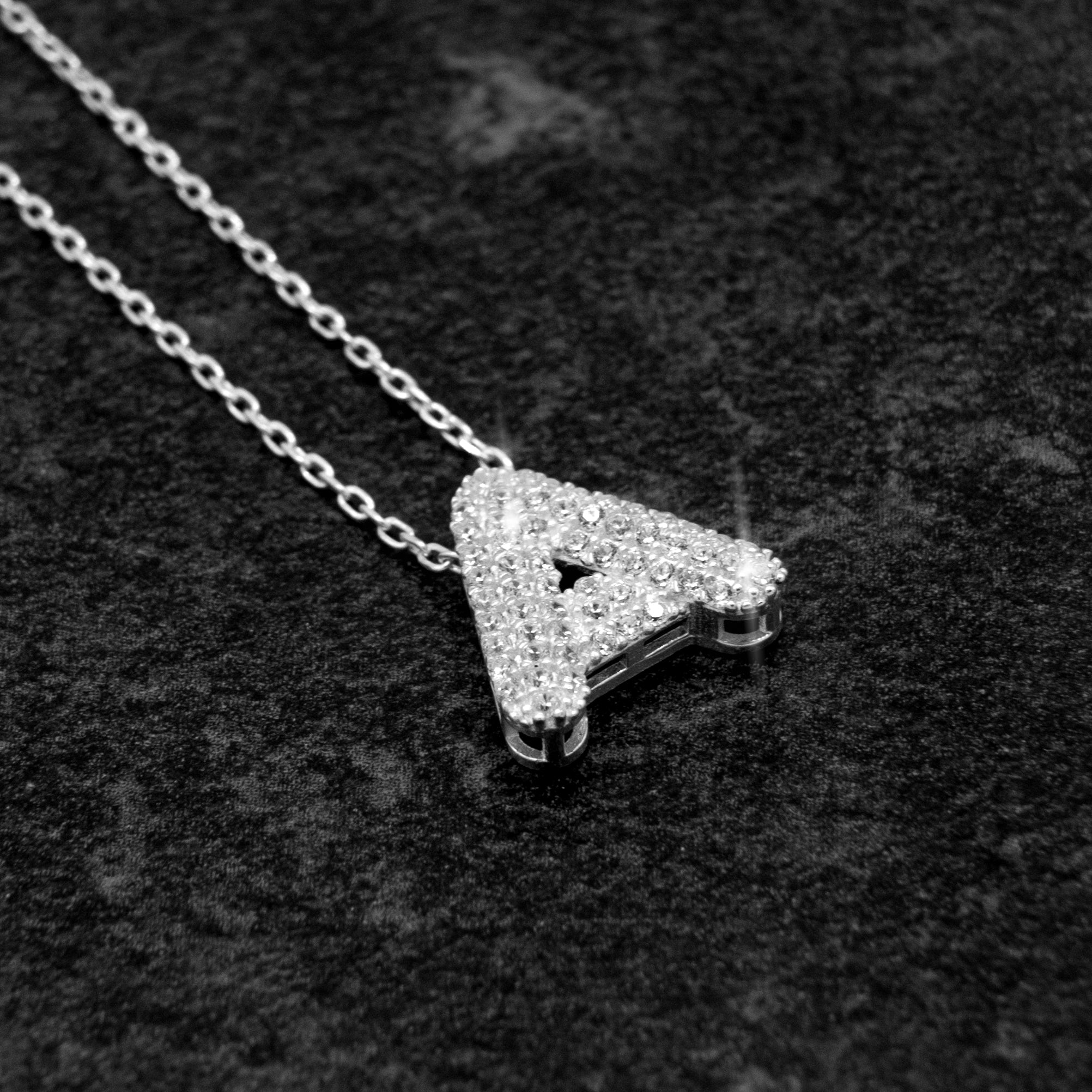 SHINY BUCHSTABEN KETTE