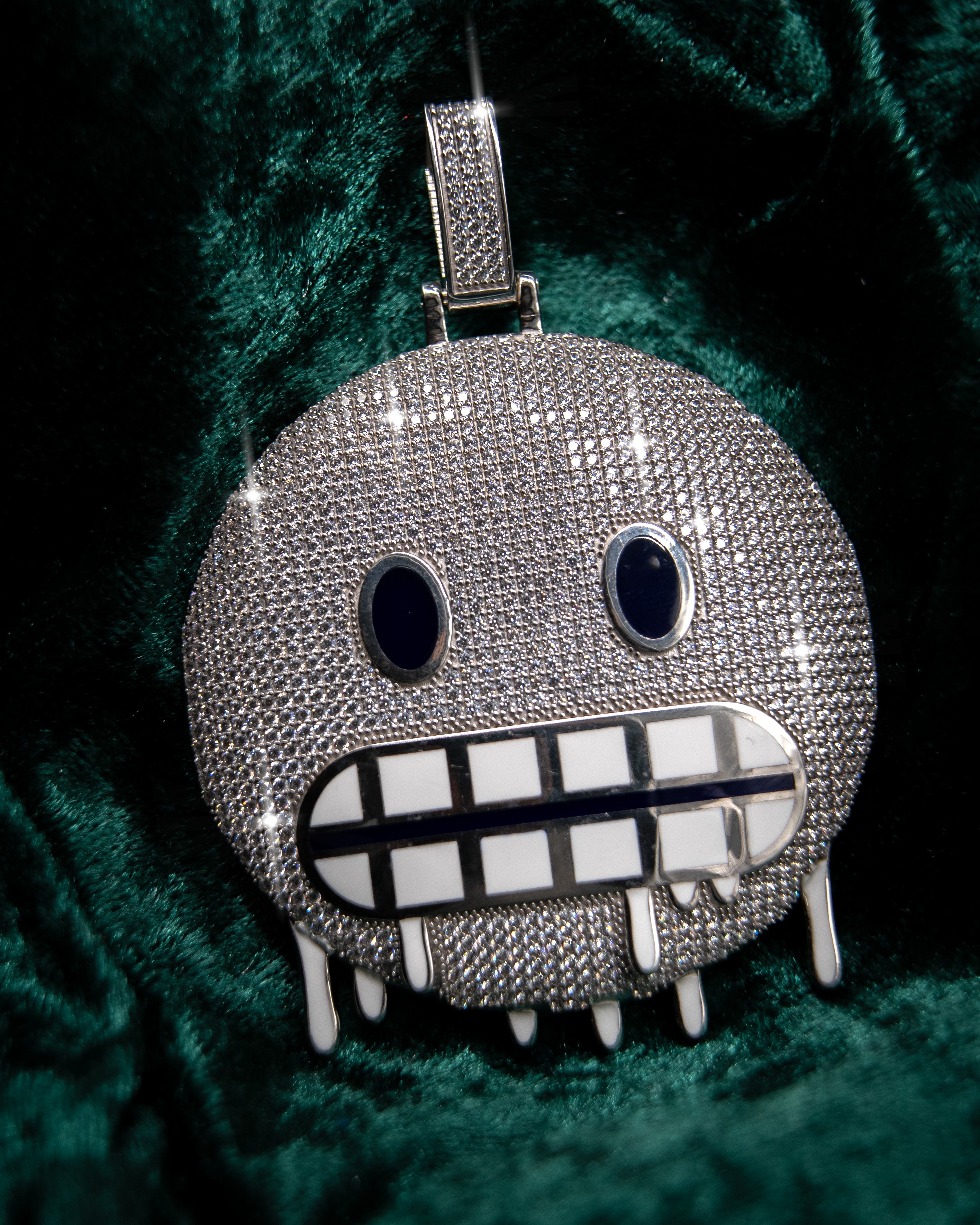 CUSTOM 6x6CM FREEZE EMOJI ANHÄNGER