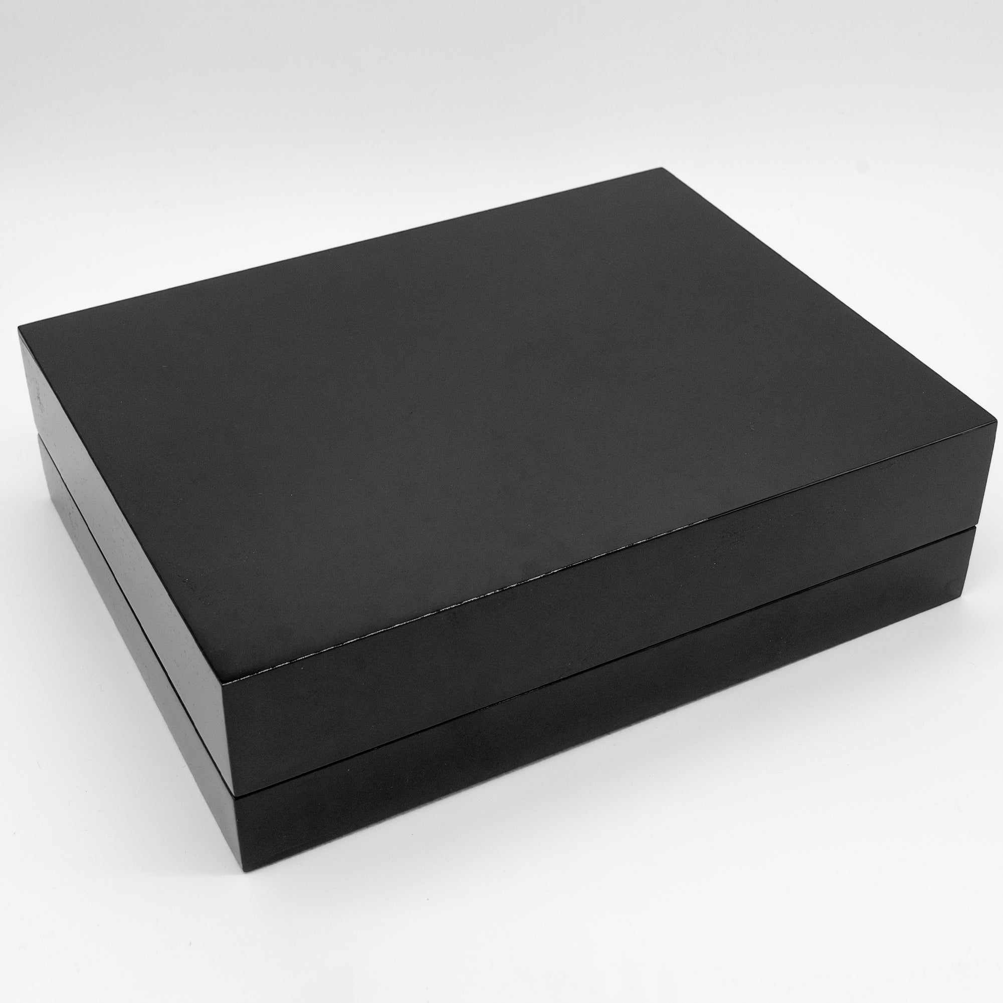 XXL LEDER BOX