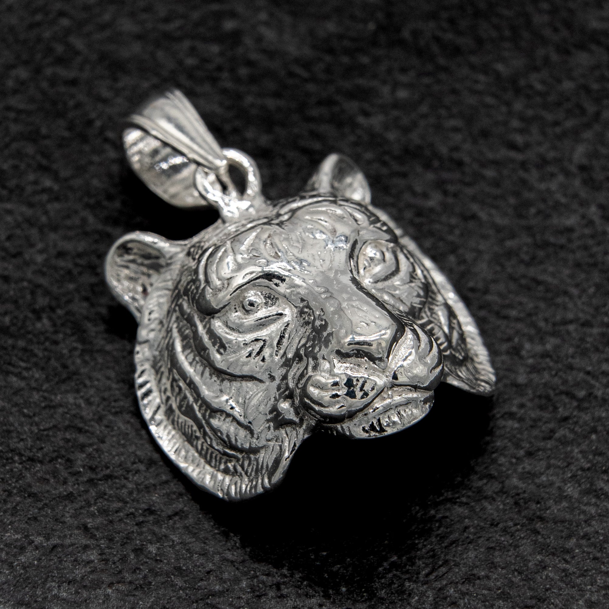 TIGER ANHÄNGER