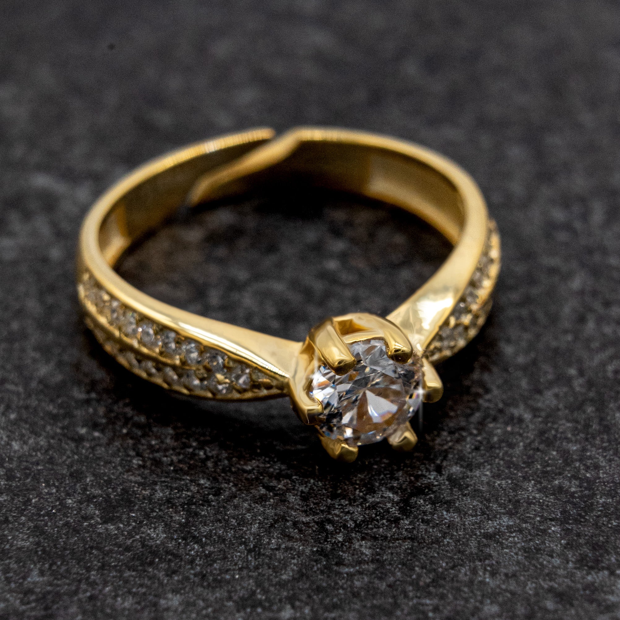 DIAMOND TULPEN RING